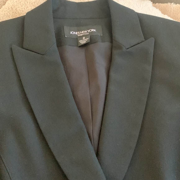 JonesNewYork blazer. - Picture 10 of 16